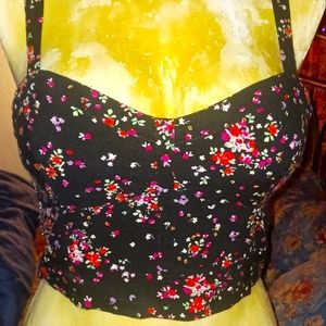 Betheny Mota floral crop top size lrg
